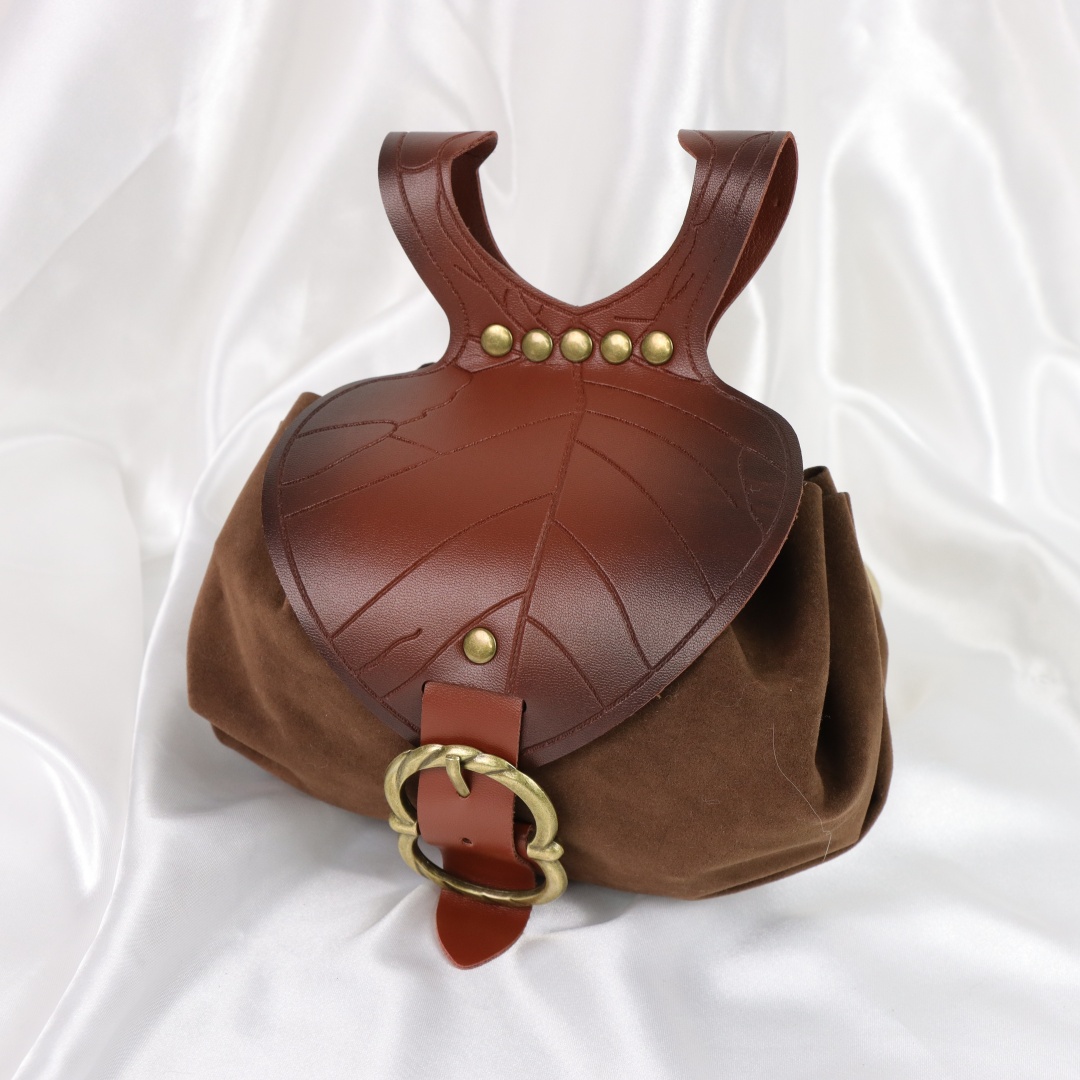Halloween Medieval Leaf Shape  - огляд і ціна Halloween Costume Adult
